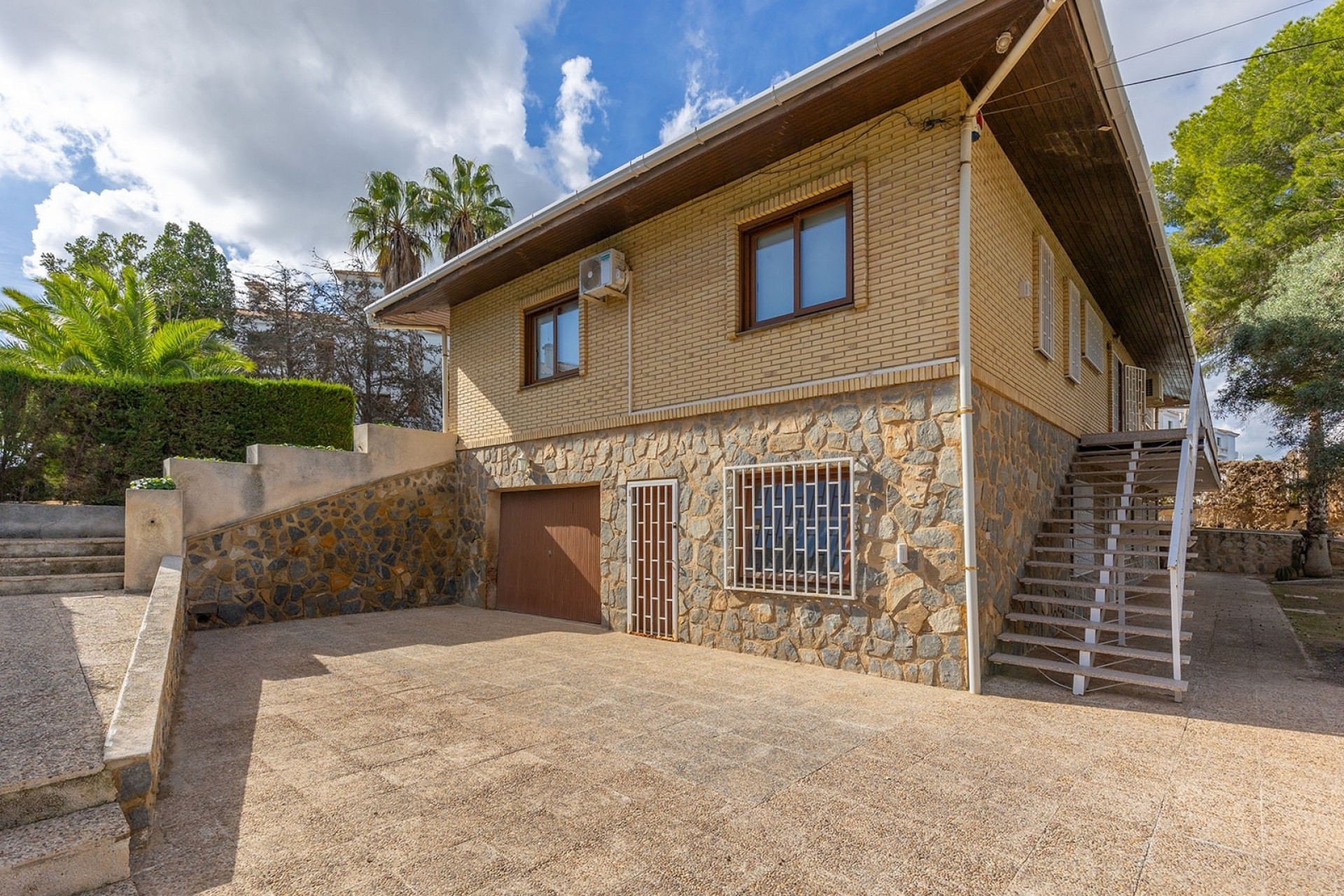 Reventa - Villa -
Villamartin