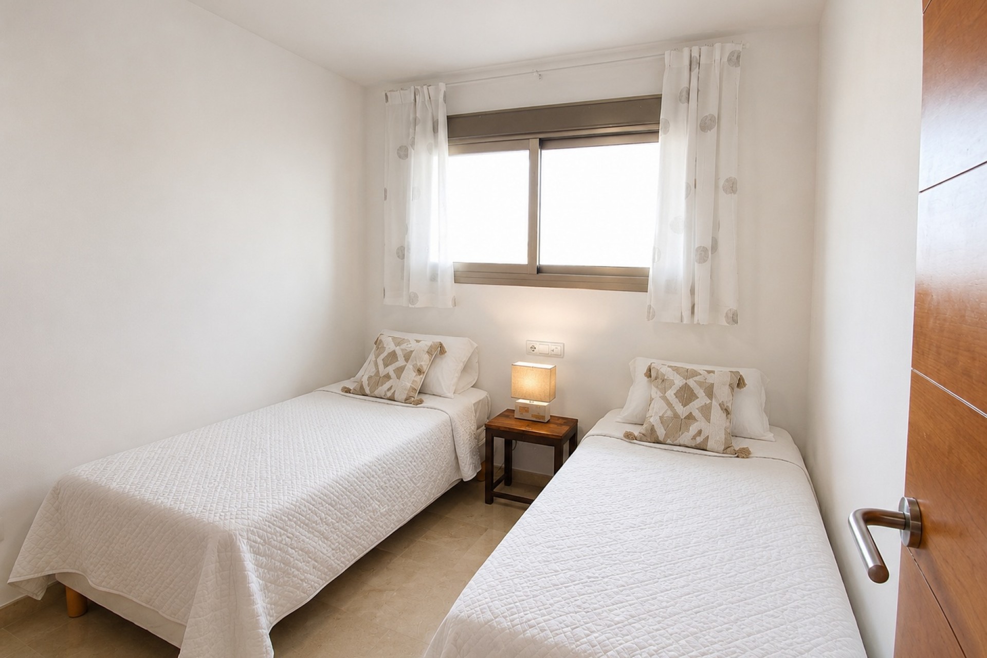 Revente - Appartement -
Albir