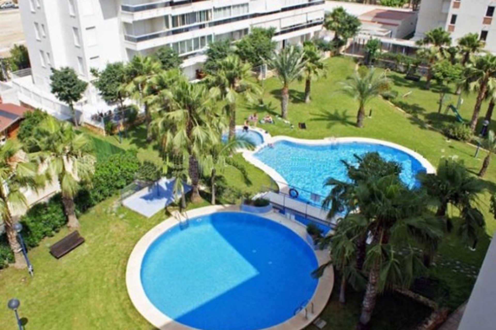 Revente - Appartement -
Albir