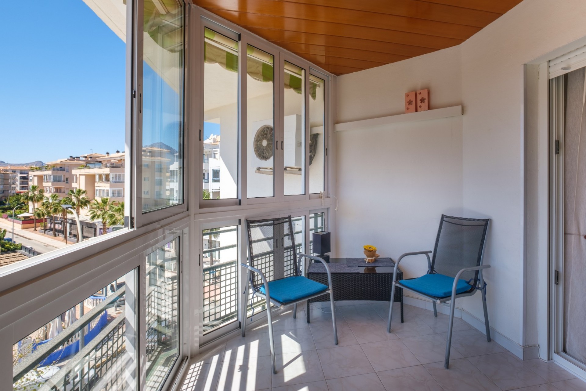 Revente - Appartement -
Albir