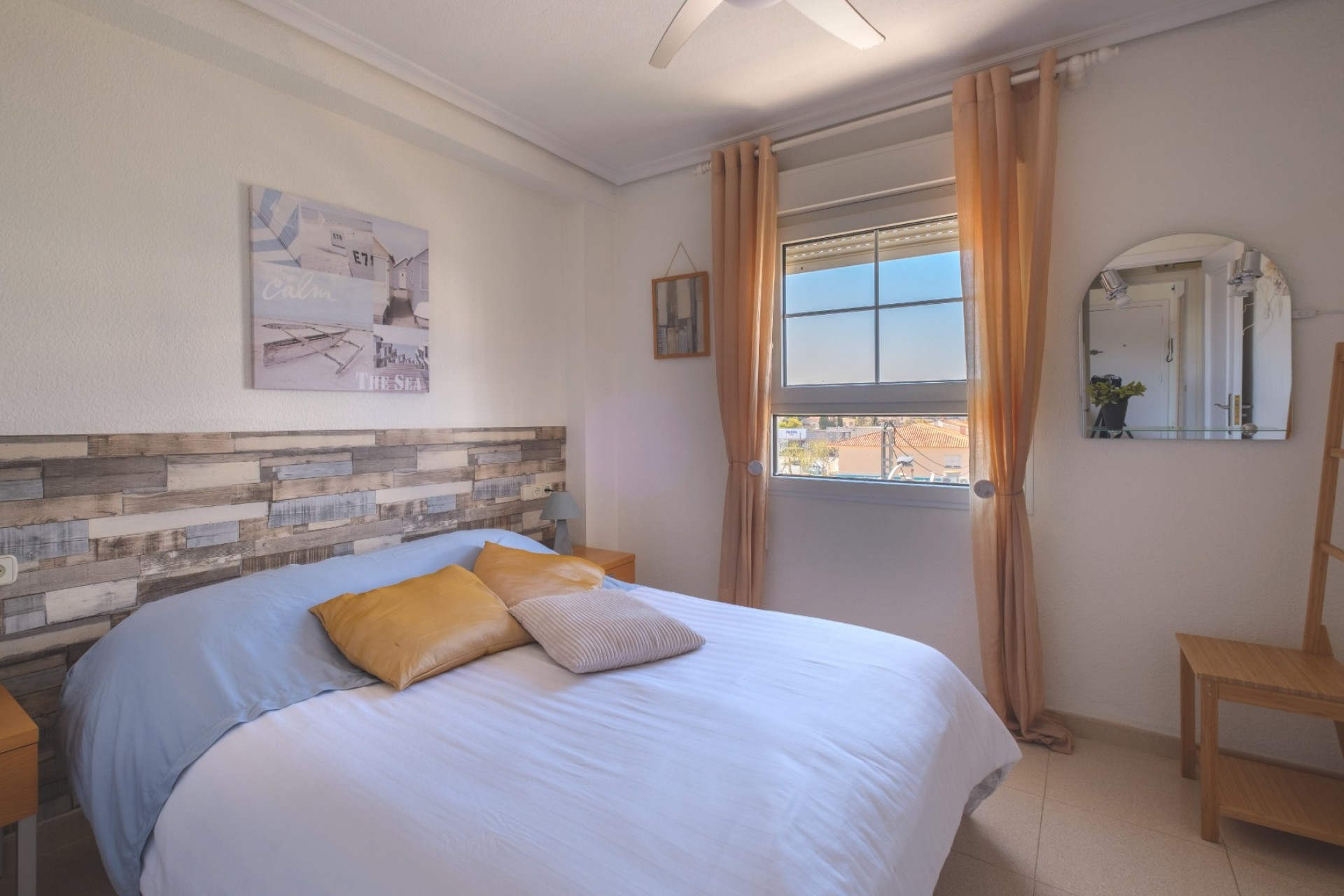 Revente - Appartement -
Albir