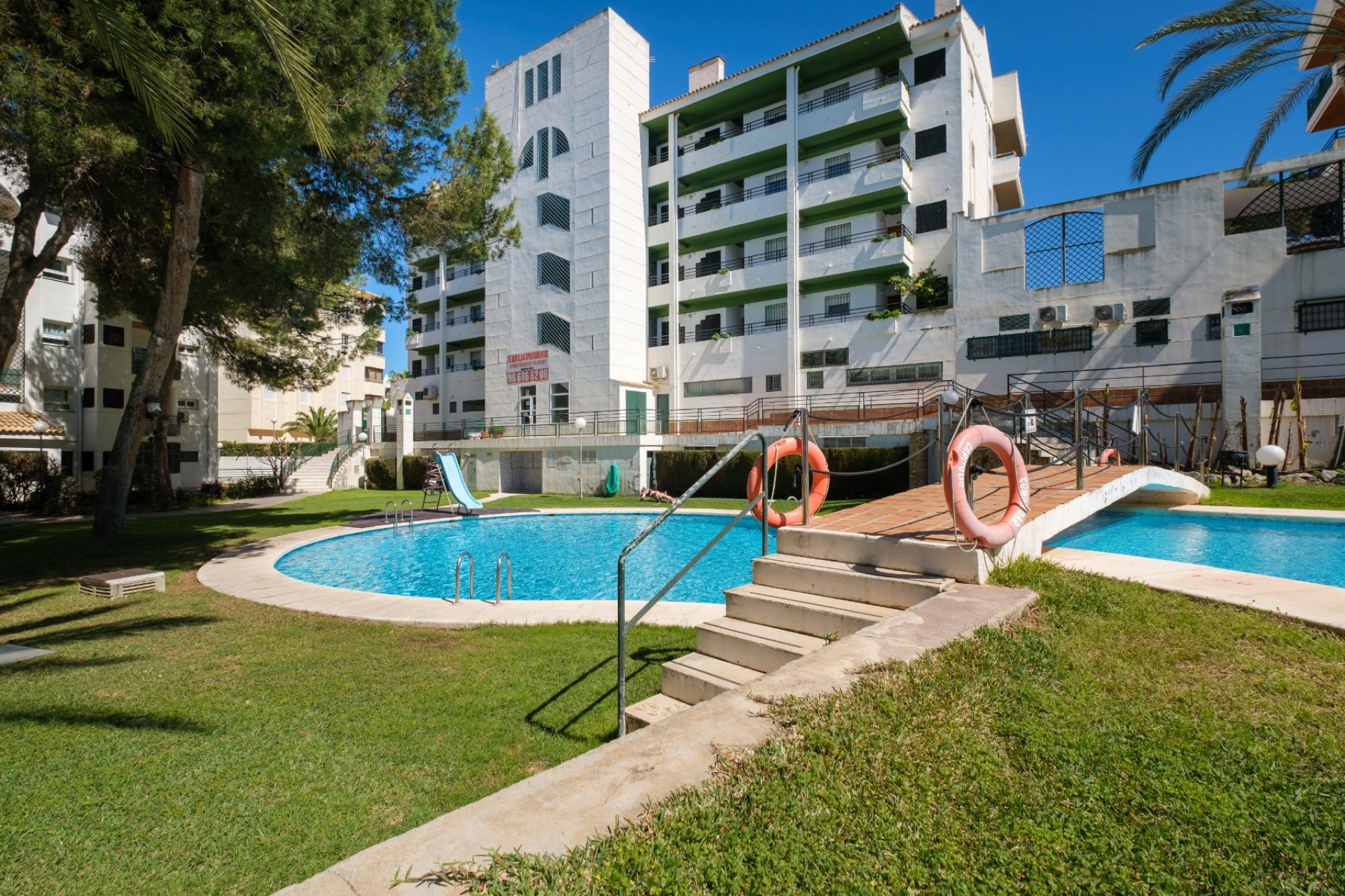 Revente - Appartement -
Albir