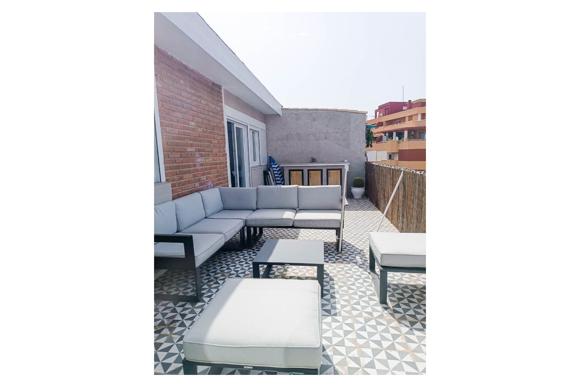 Revente - Appartement -
Benidorm