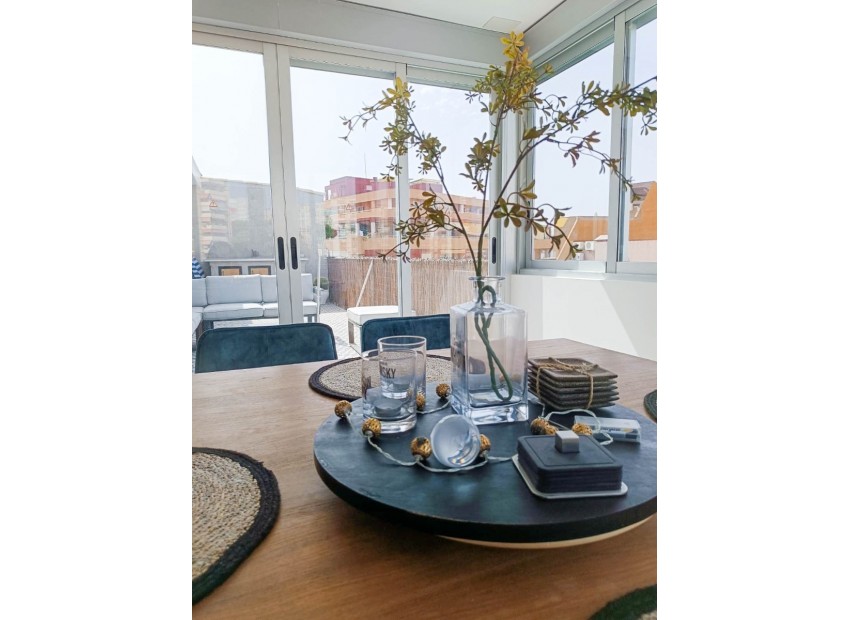 Revente - Appartement -
Benidorm
