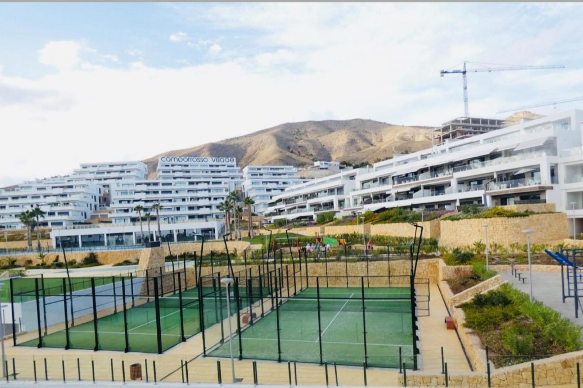 Revente - Appartement -
Finestrat