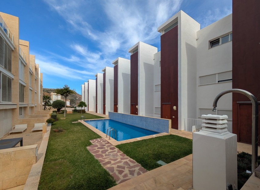 Revente - Appartement -
Jávea - Port