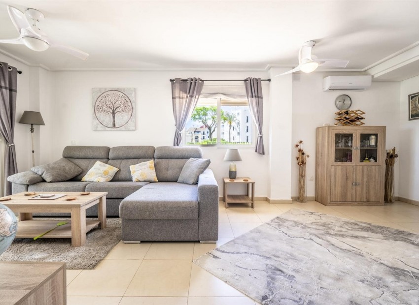 Revente - Appartement -
La Torre Golf Resort