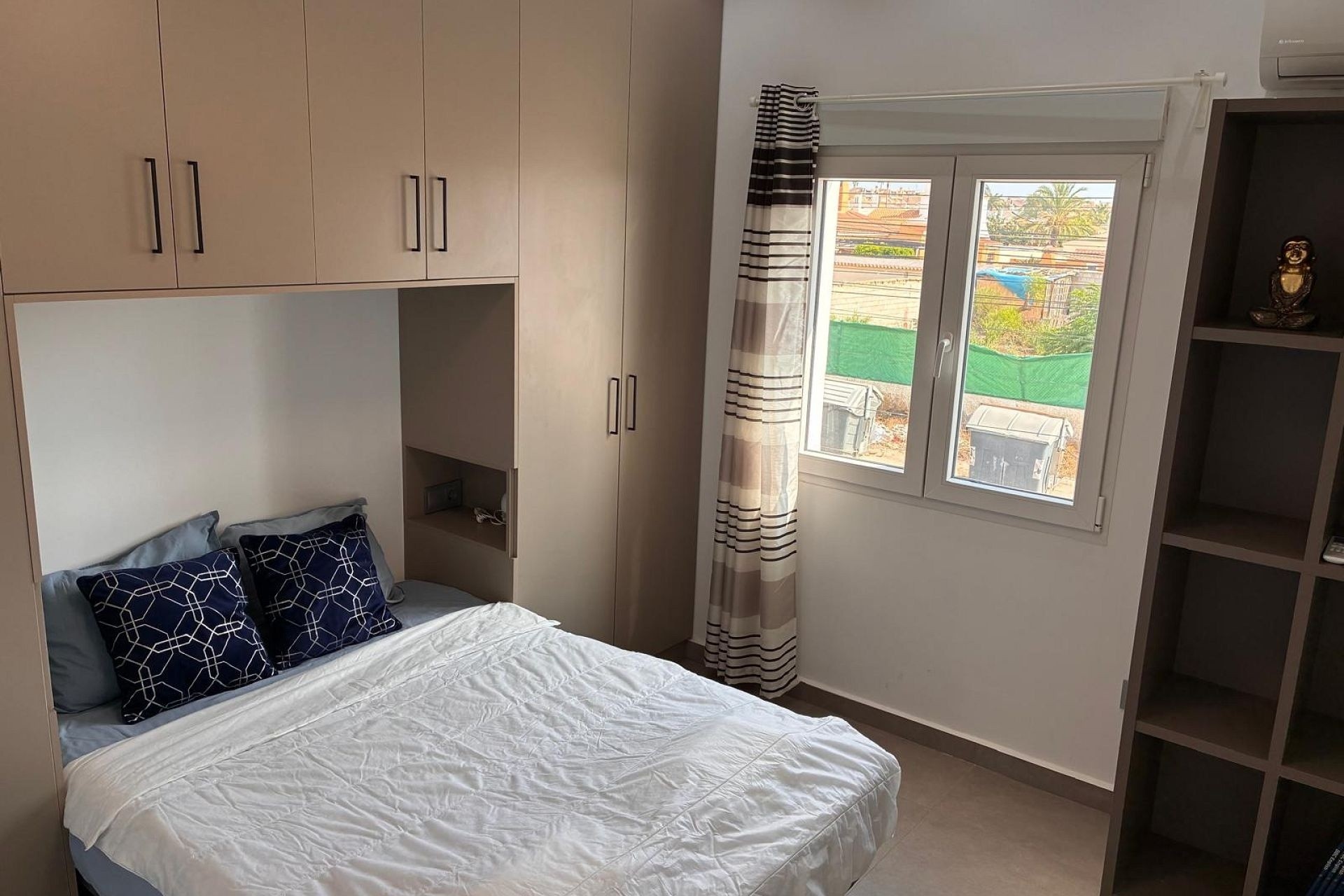 Revente - Appartement -
Orihuela Costa