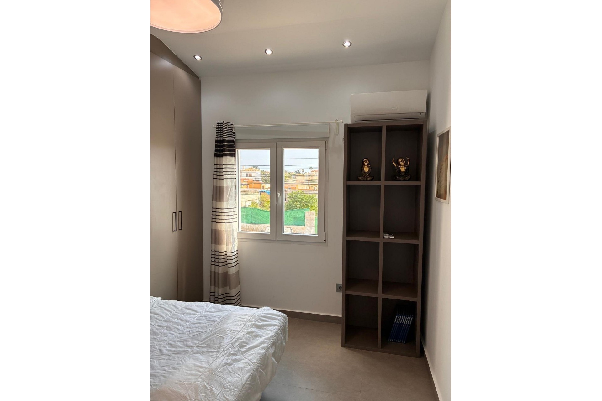 Revente - Appartement -
Orihuela Costa