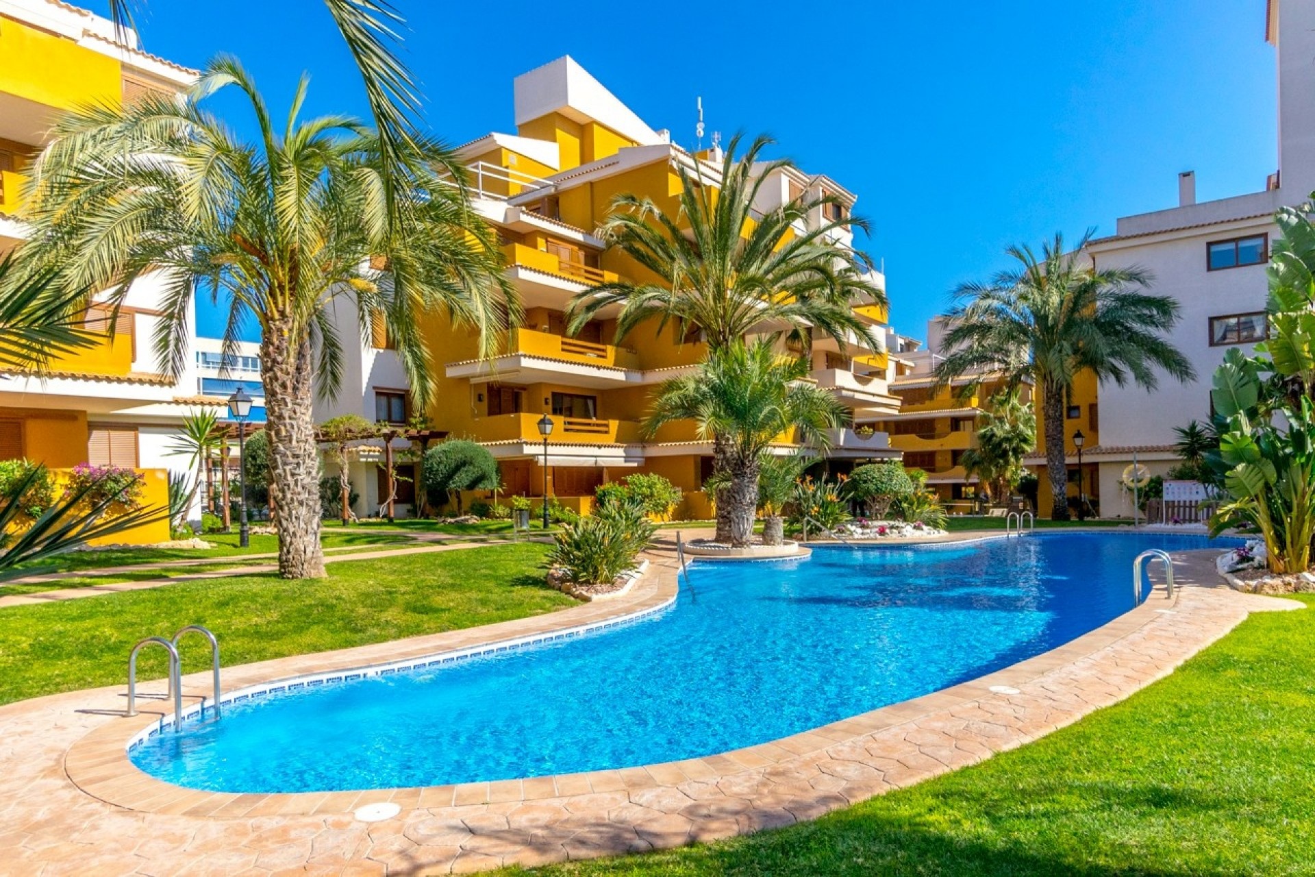 Revente - Appartement -
Torrevieja