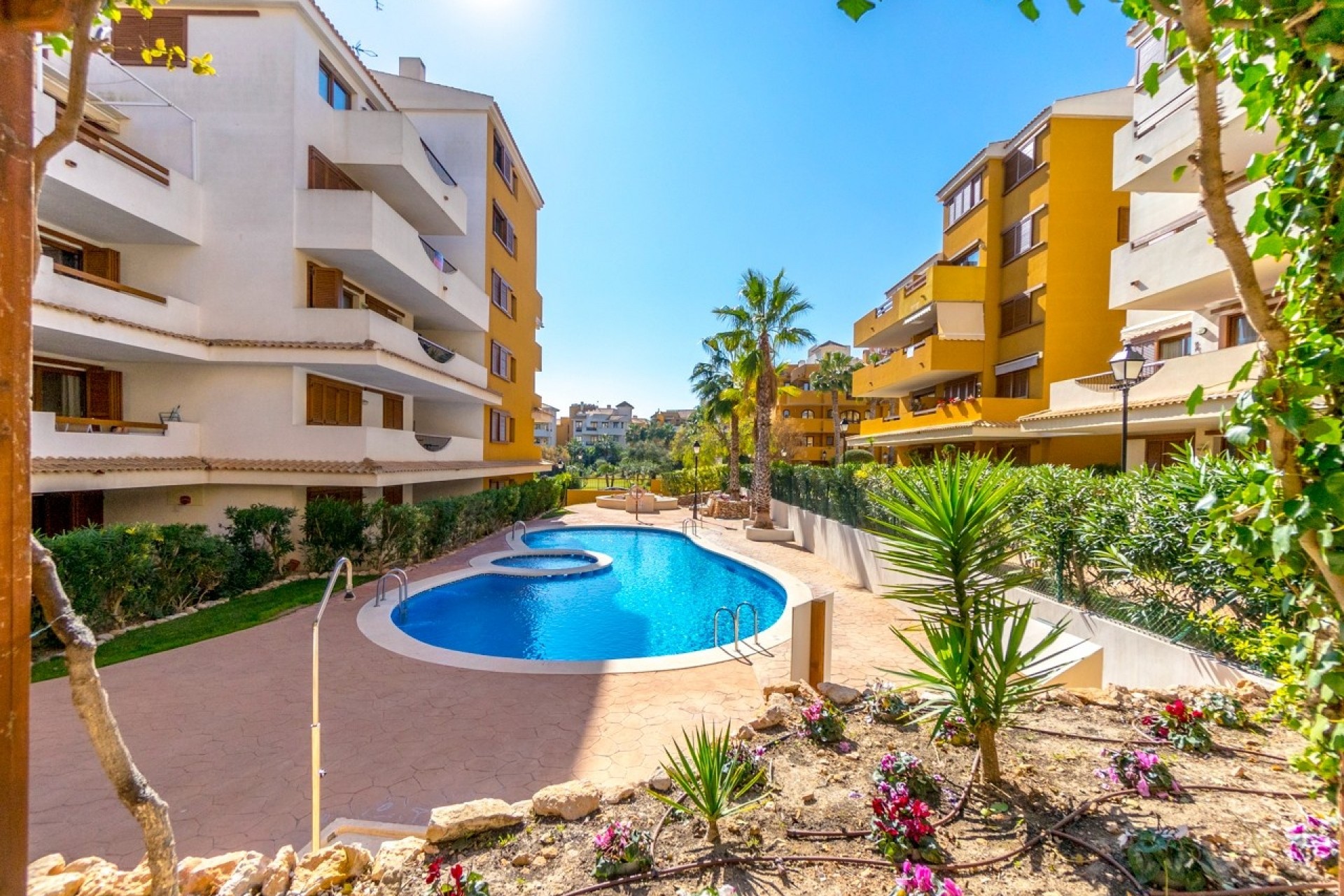 Revente - Appartement -
Torrevieja