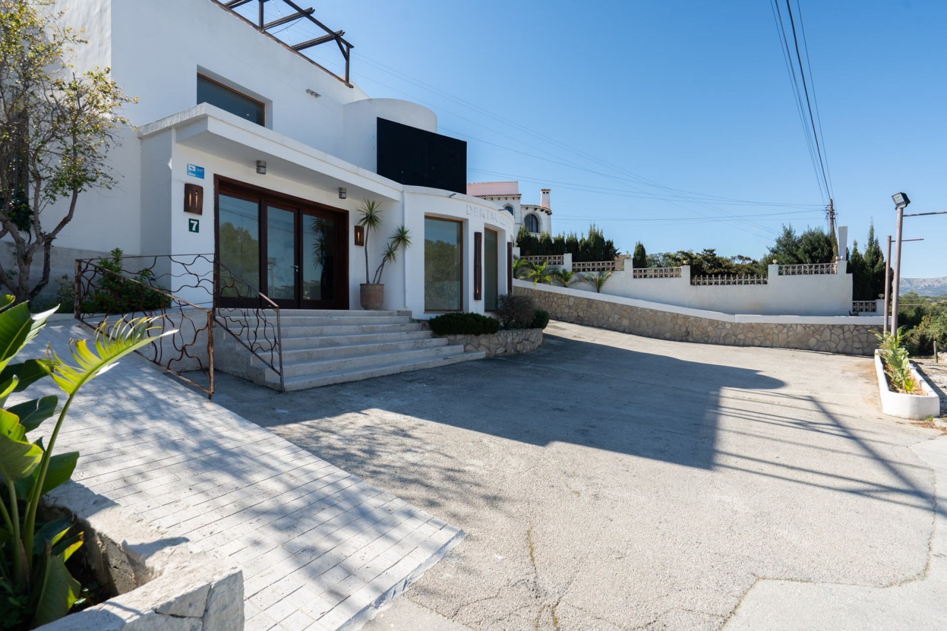 Revente - Commercial -
Benissa - Avenida La Marina
