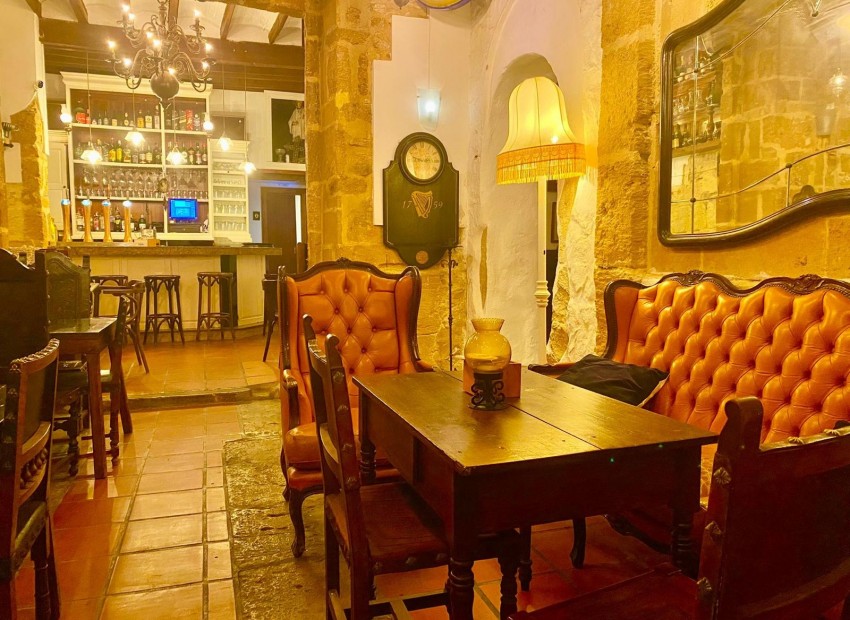 Revente - Commercial -
Jávea / Xàbia - Centro ciudad
