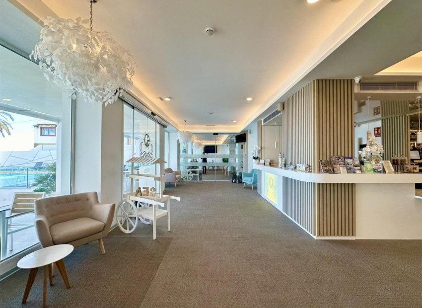 Revente - Hôtel -
Jávea / Xàbia - Montañar - El Arenal