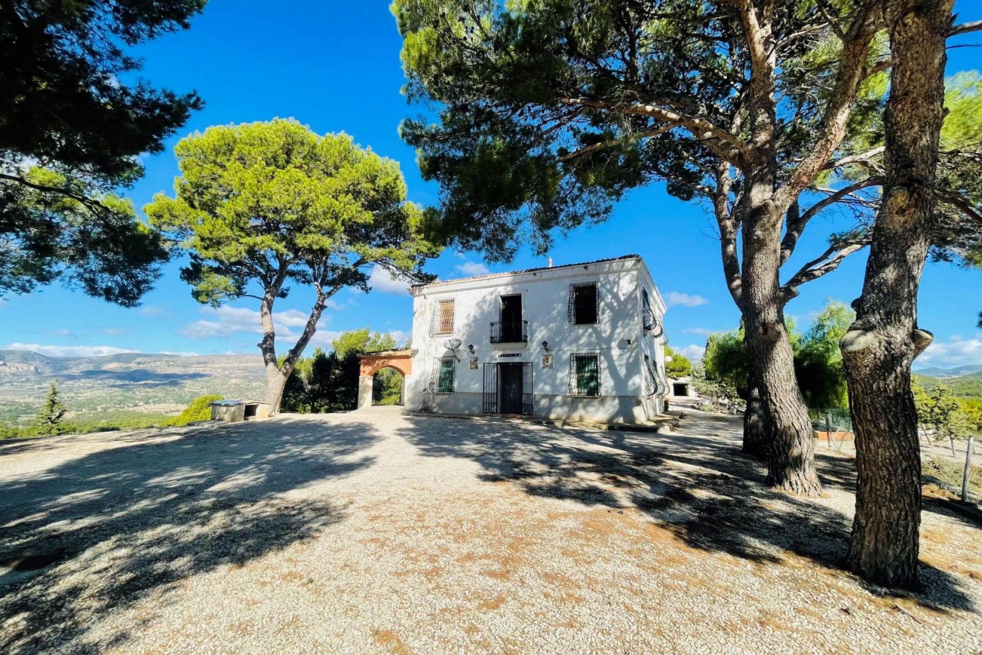 Revente - Maison de campagne -
Jijona