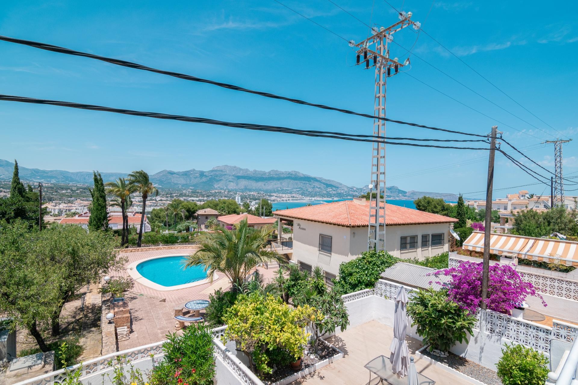 Revente - Maison de ville -
Albir
