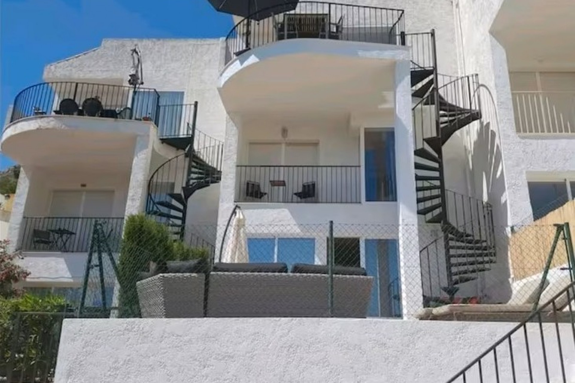 Revente - Maison de ville -
Callosa De Ensarrià