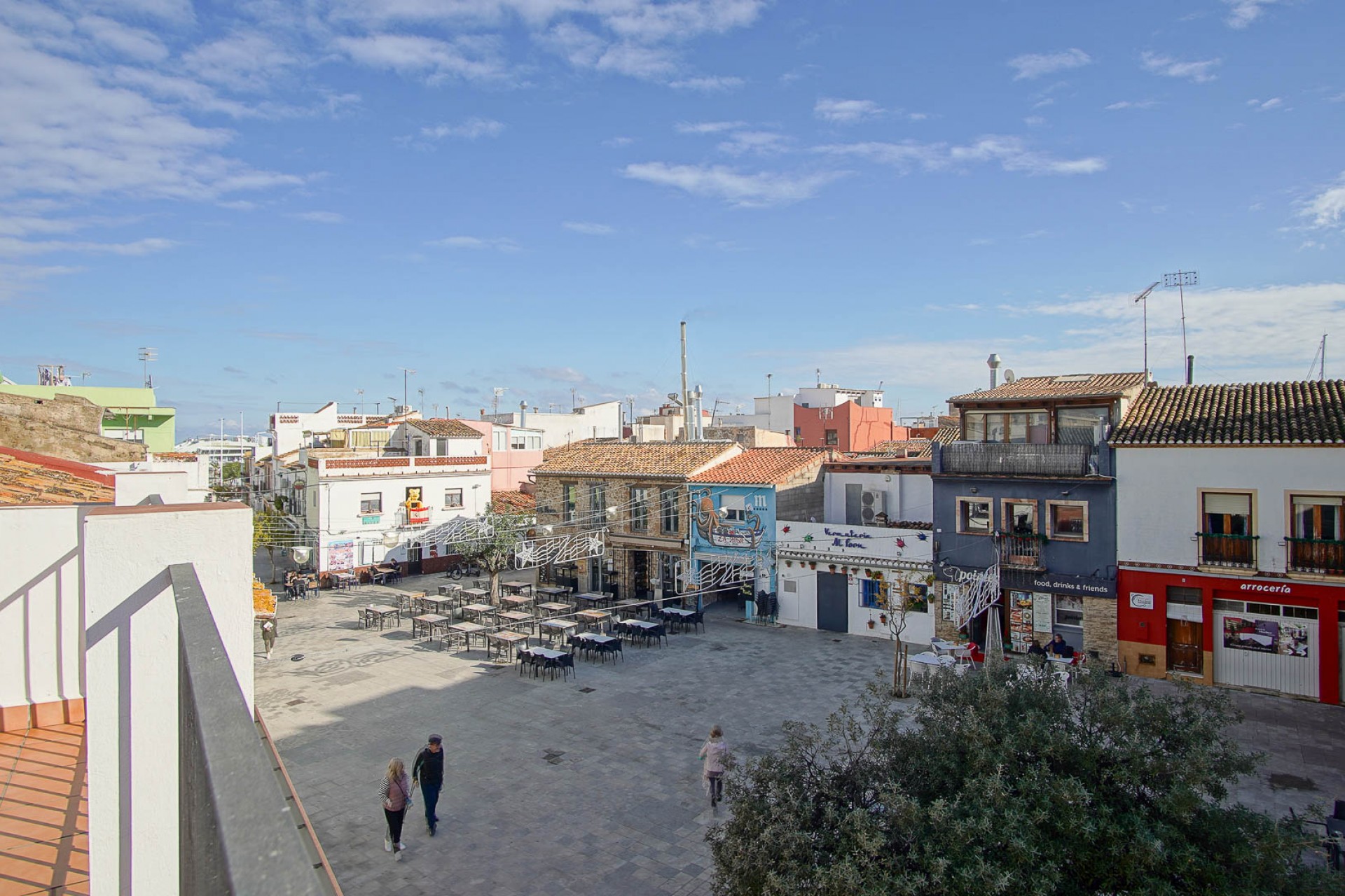 Revente - Maison de ville -
Denia
