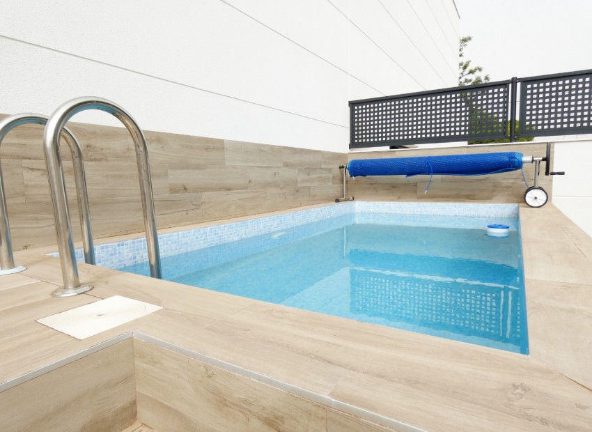 Revente - Maison de ville -
San Juan de Alicante