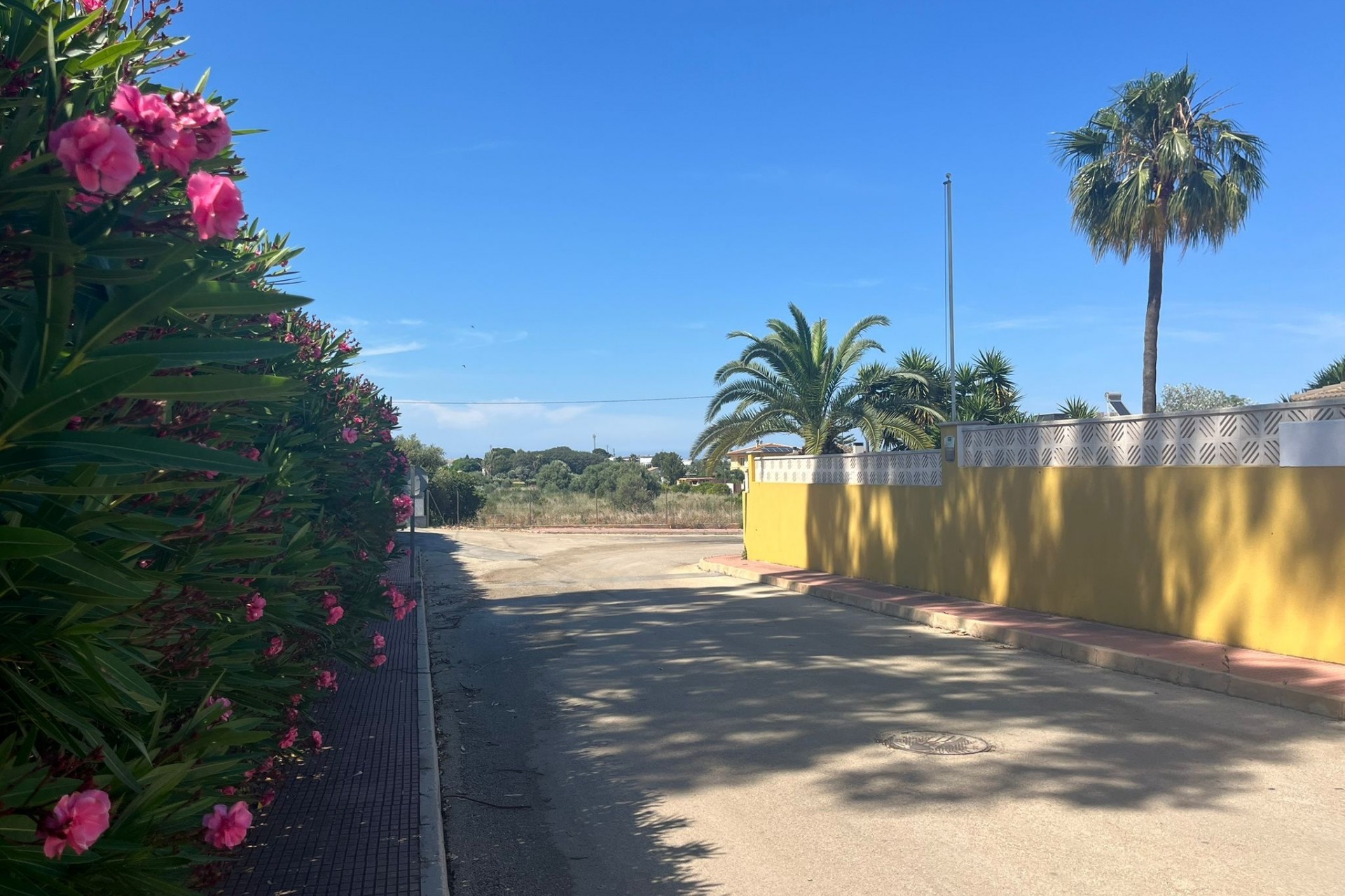 Revente - Terrain urbain -
Denia - La Pedrera - Vessanes