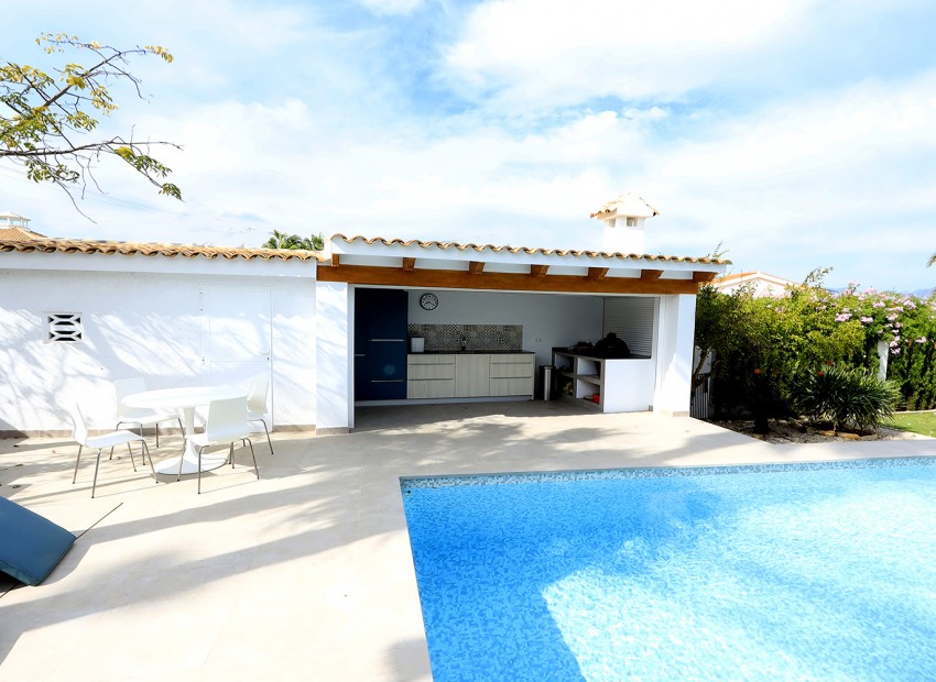 Revente - Villa -
Albir
