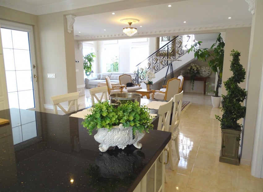 Revente - Villa -
Albir