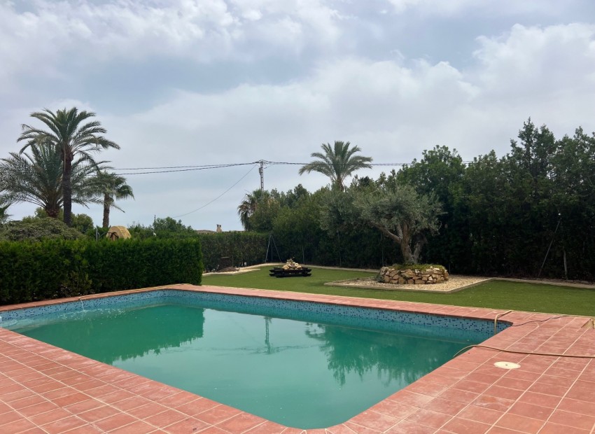 Revente - Villa -
Alfas del Pí