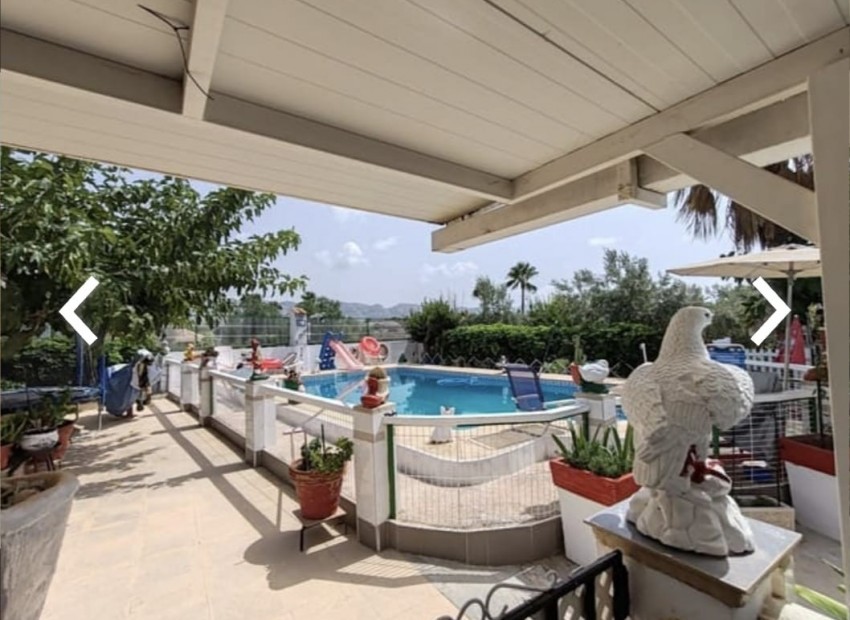 Revente - Villa -
Alfaz del Pi