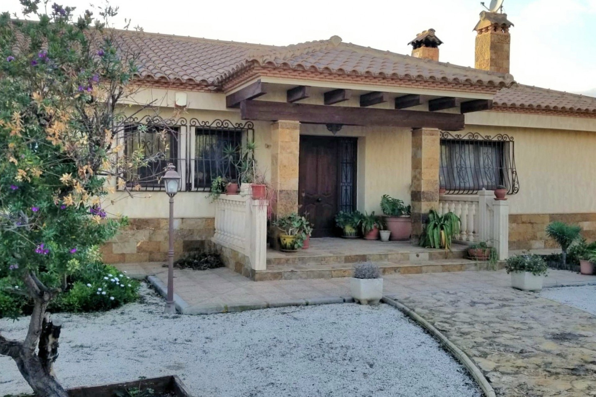 Revente - Villa -
Alicante - Moralet - Cañada del Fenollar