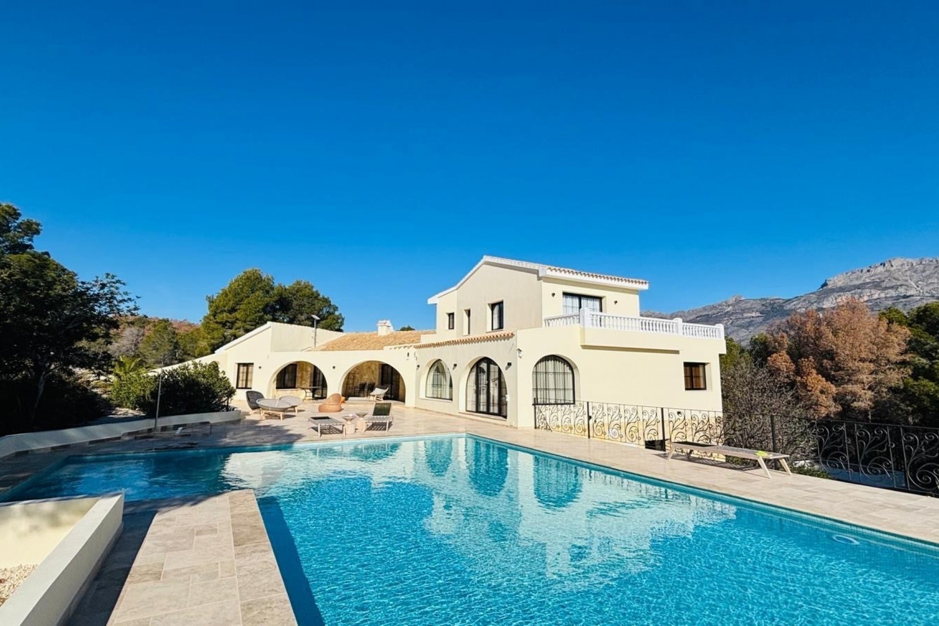 Revente - Villa -
Altea - Altea ciudad