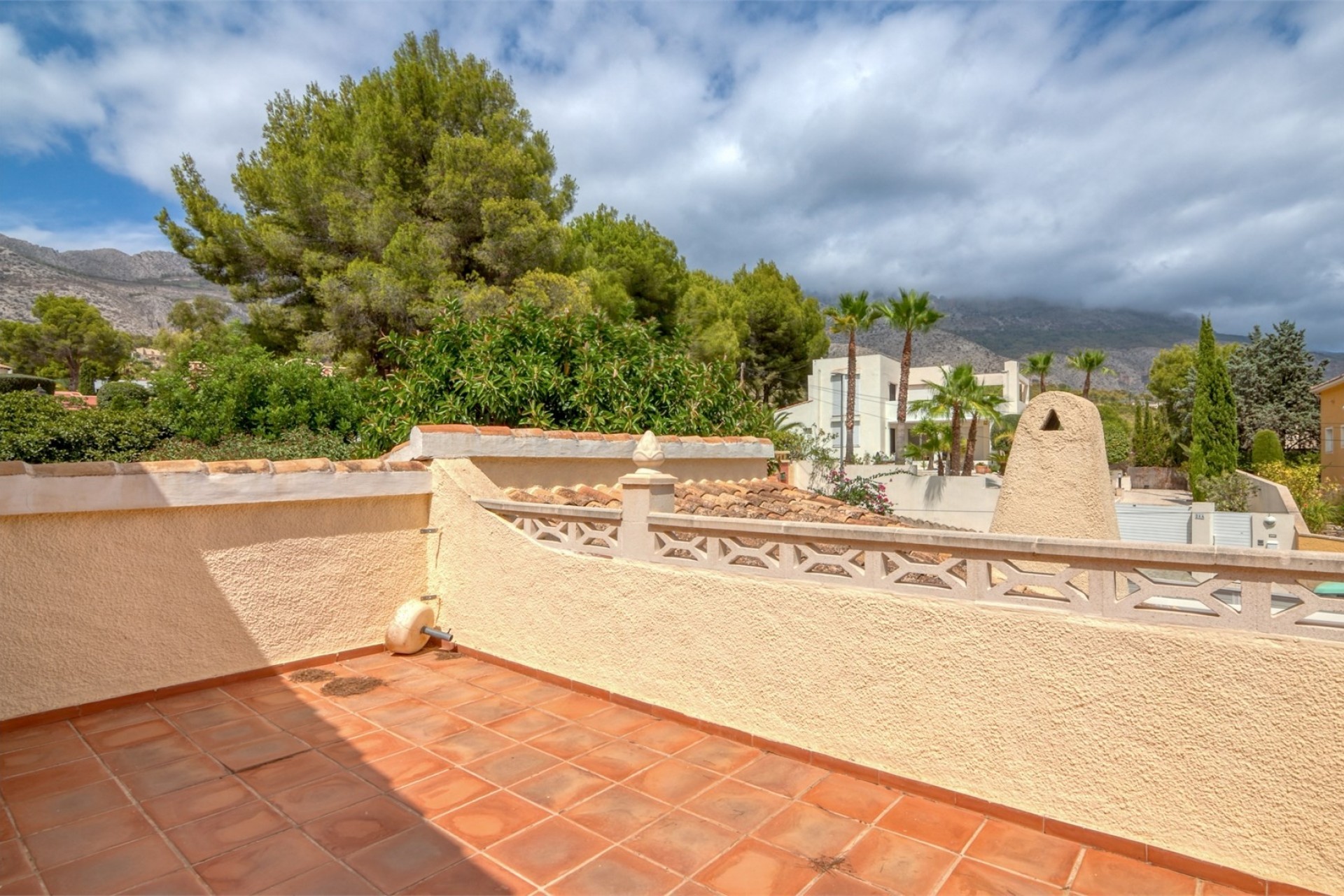 Revente - Villa -
Altea - Urbanización Santa Clara
