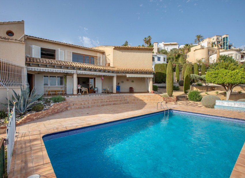 Revente - Villa -
Altea