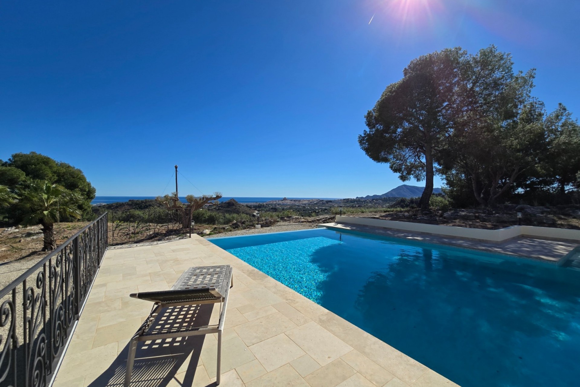 Revente - Villa -
Altea