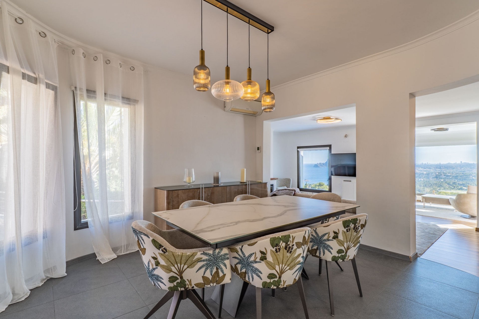 Revente - Villa -
Altea