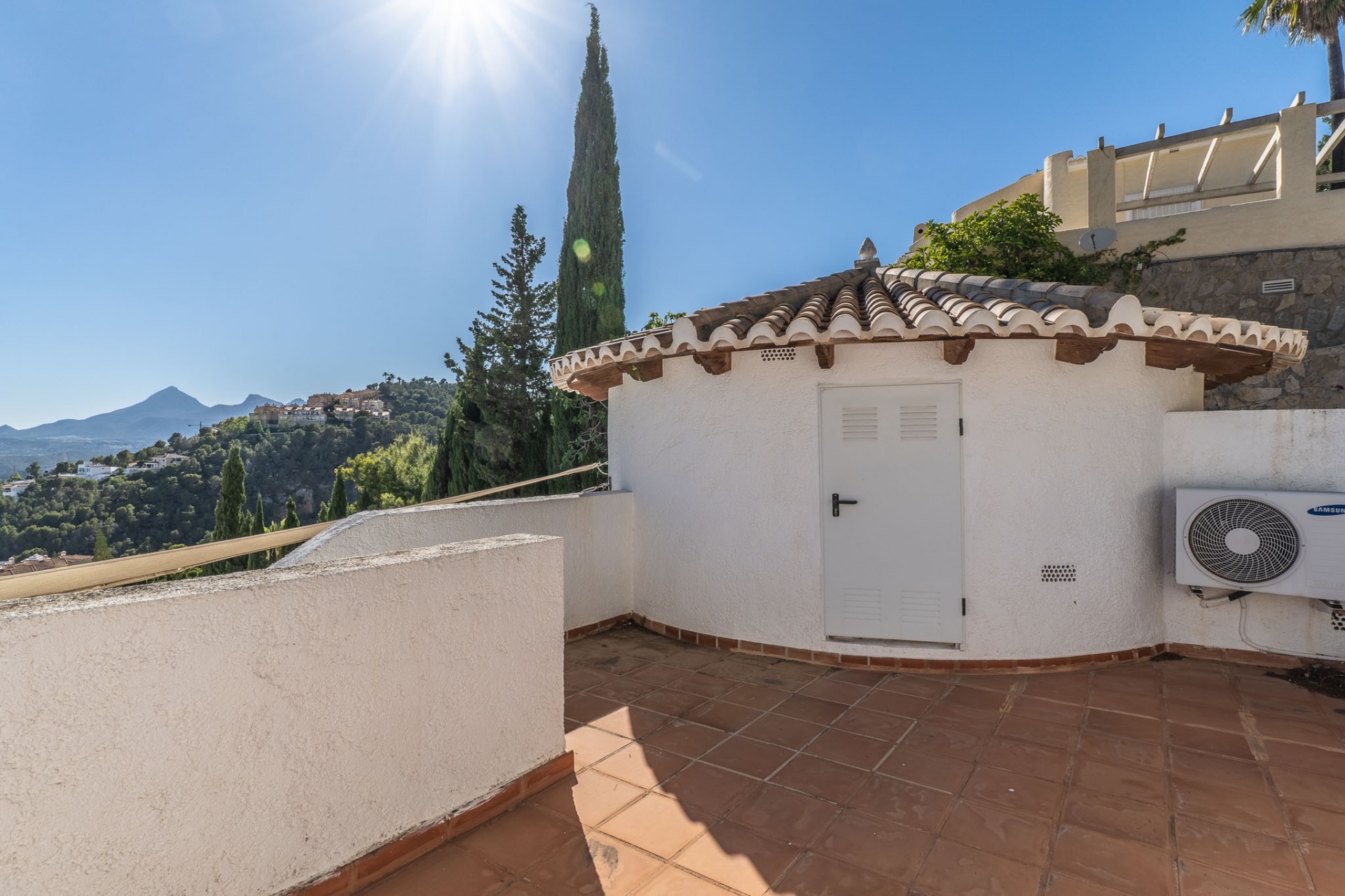 Revente - Villa -
Altea