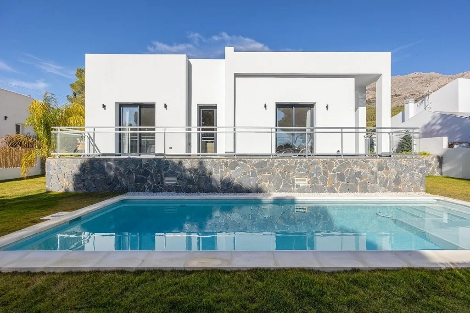Revente - Villa -
Altea