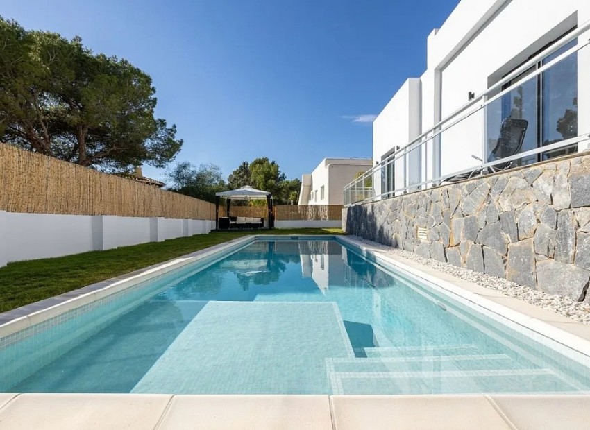 Revente - Villa -
Altea
