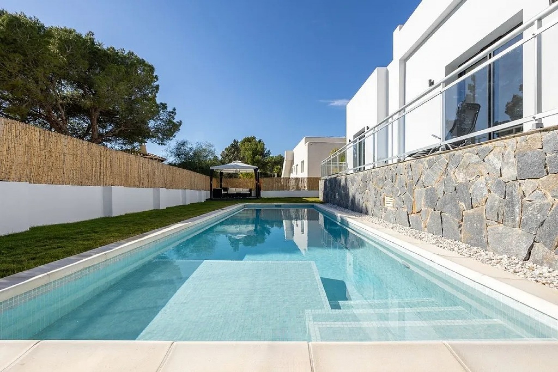 Revente - Villa -
Altea