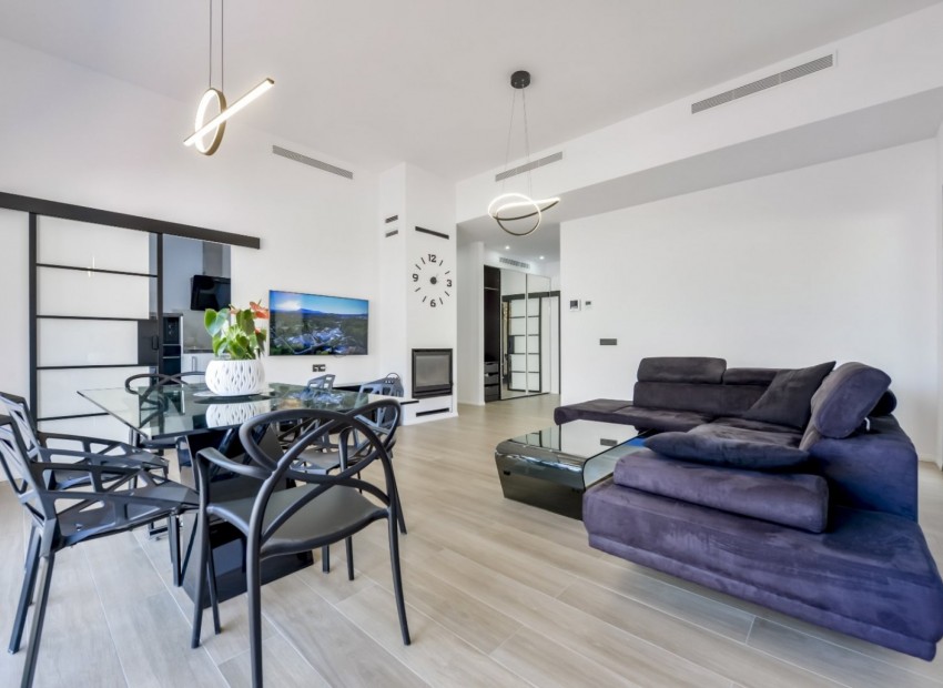 Revente - Villa -
Altea