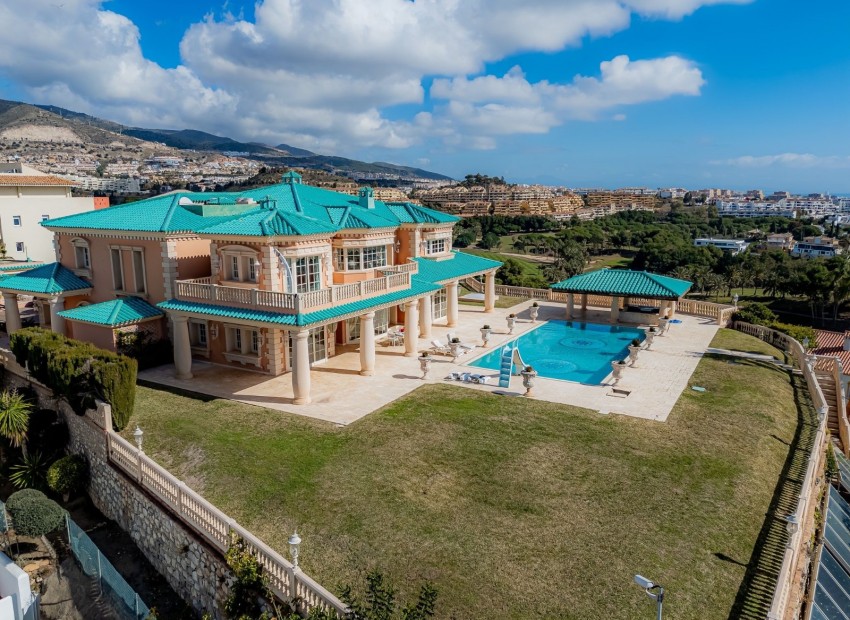 Revente - Villa -
Benalmadena