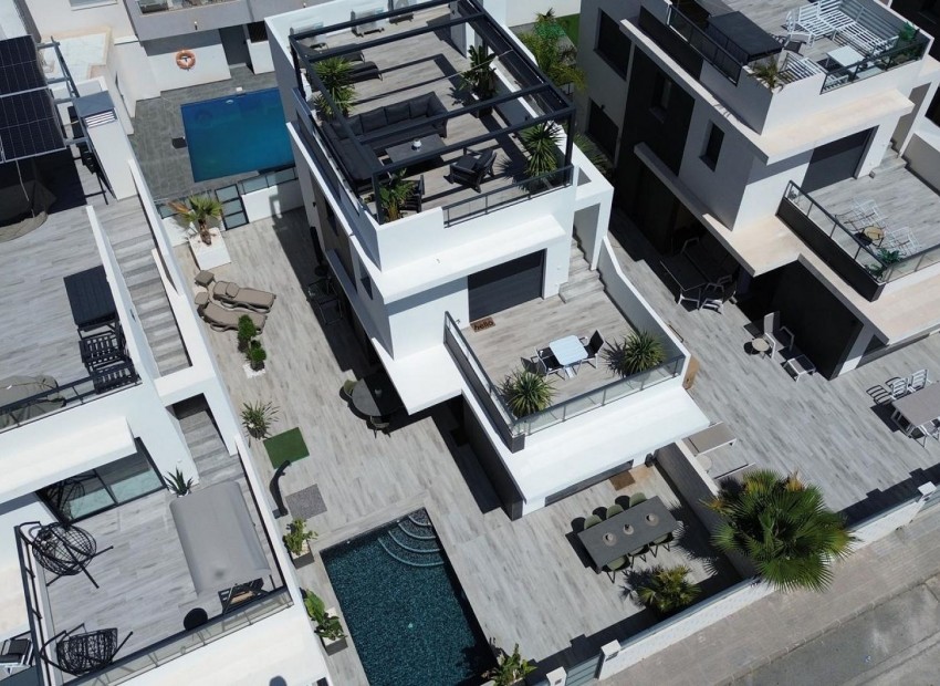 Revente - Villa -
Benijofar