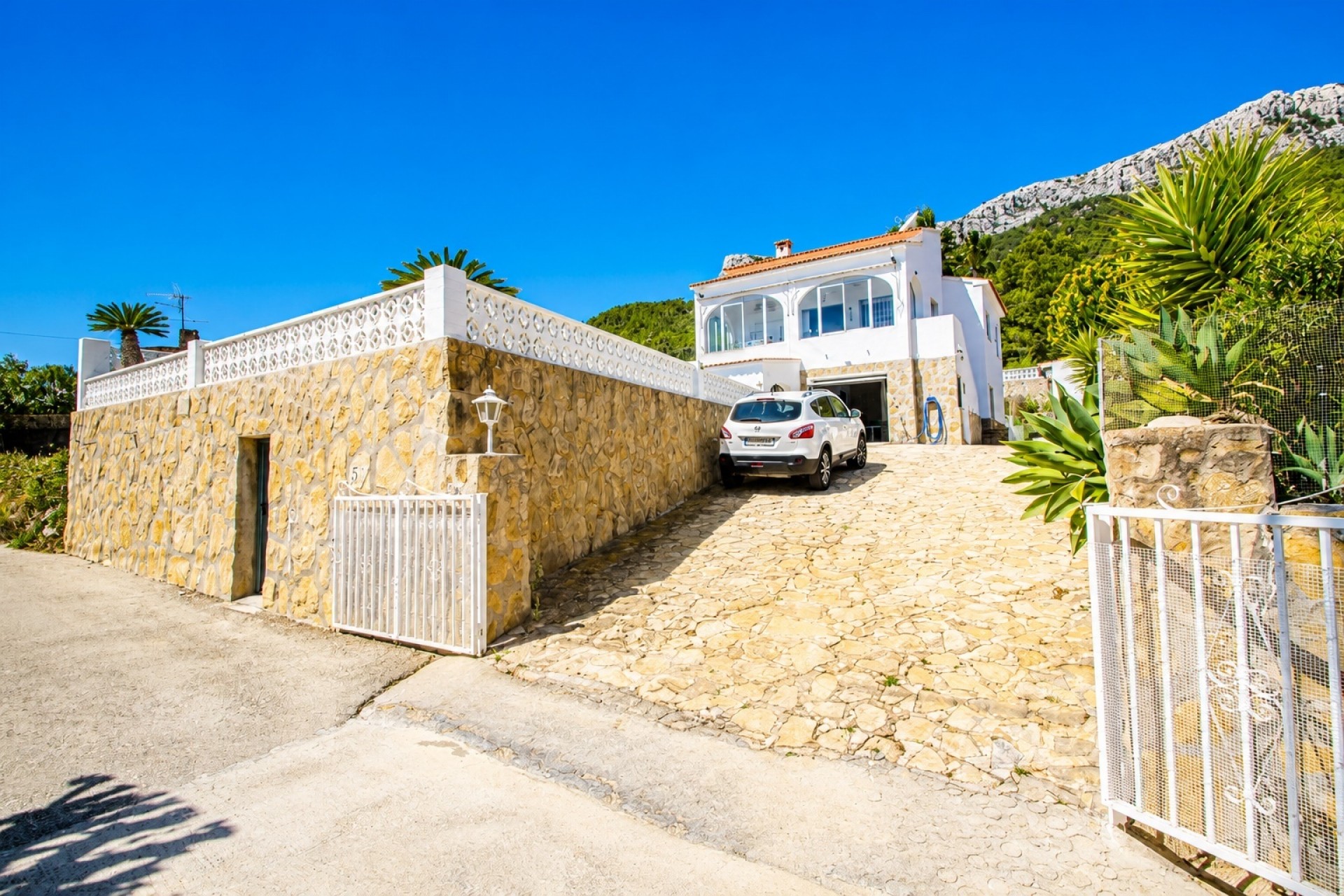 Revente - Villa -
Calpe / Calp - Benicolada - Las Adelfas