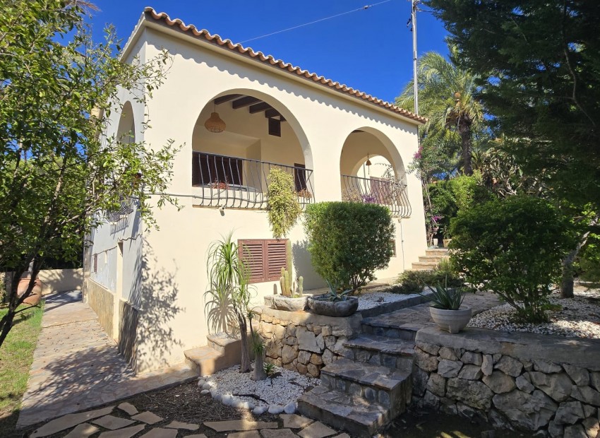 Revente - Villa -
Calpe - Partida Calalga