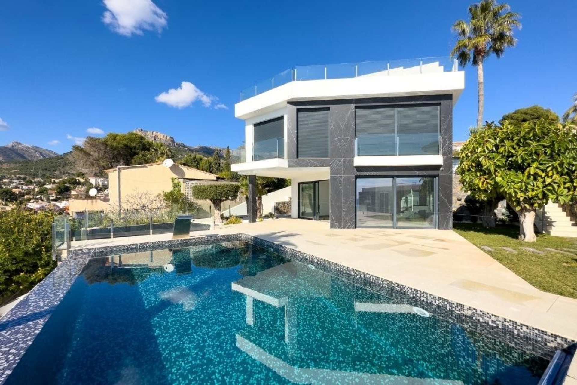 Revente - Villa -
Calpe