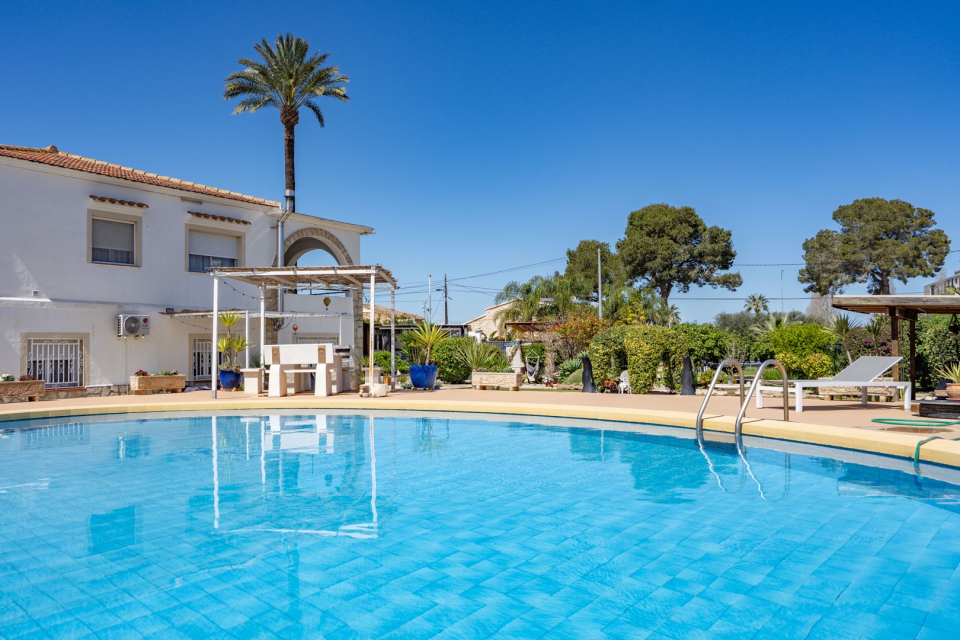 Revente - Villa -
Denia - La Xara