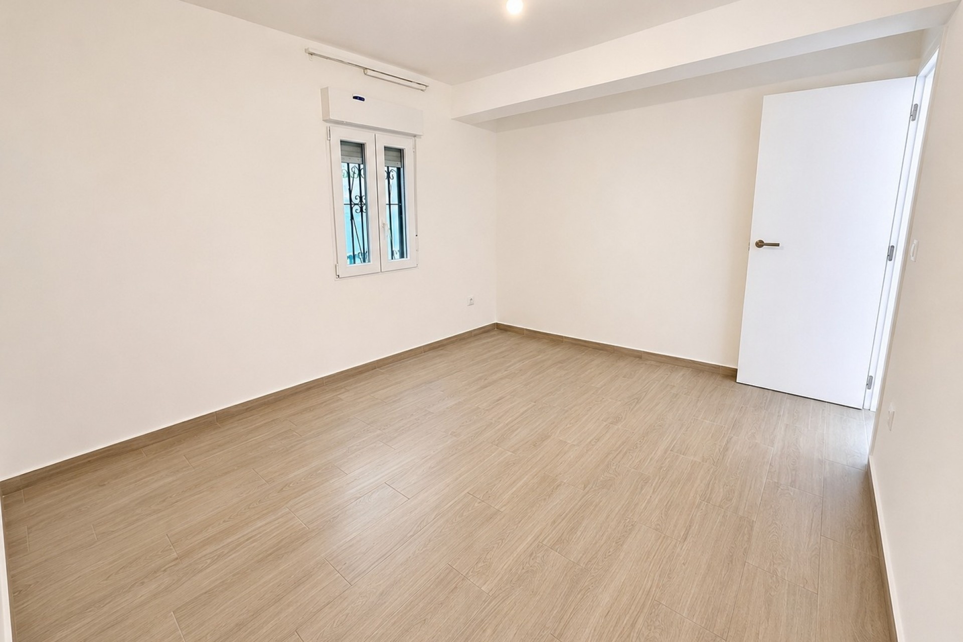 Revente - Villa -
Denia - Las Rotas / Les Rotes
