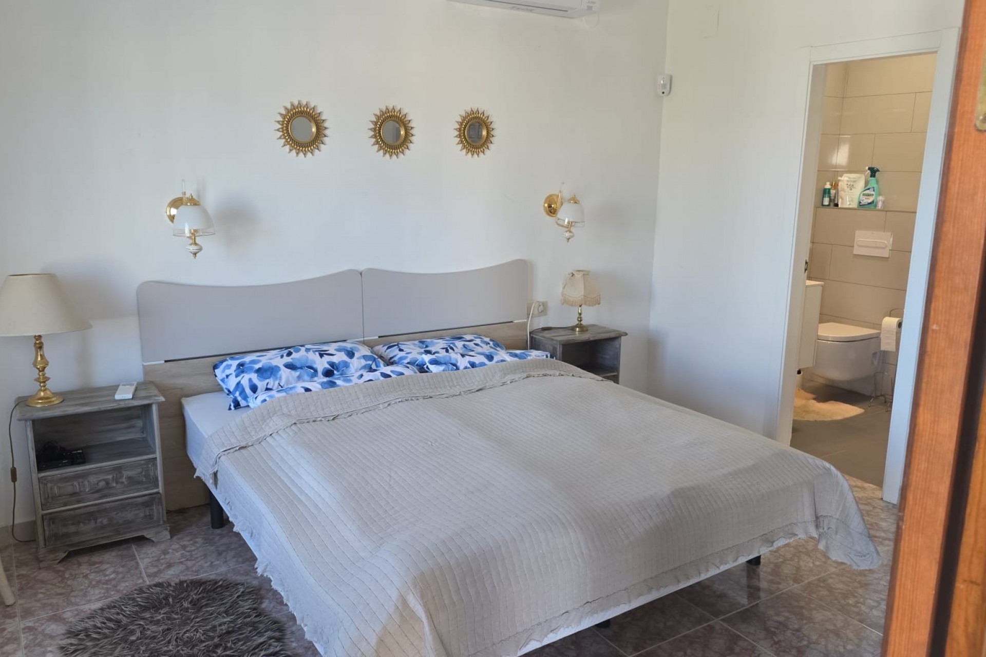 Revente - Villa -
Denia - Montgó