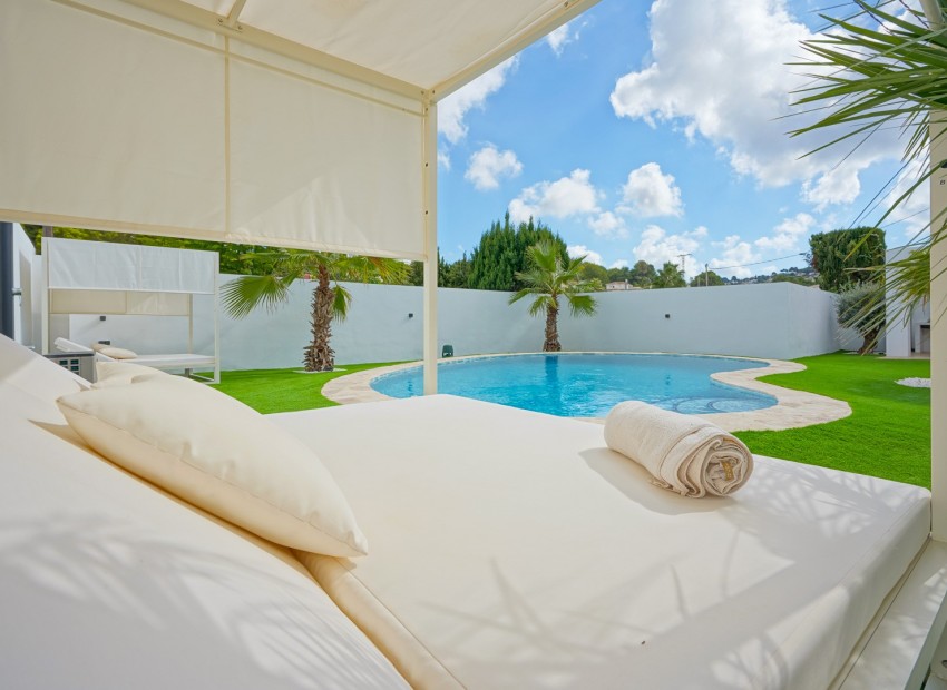 Revente - Villa -
Denia