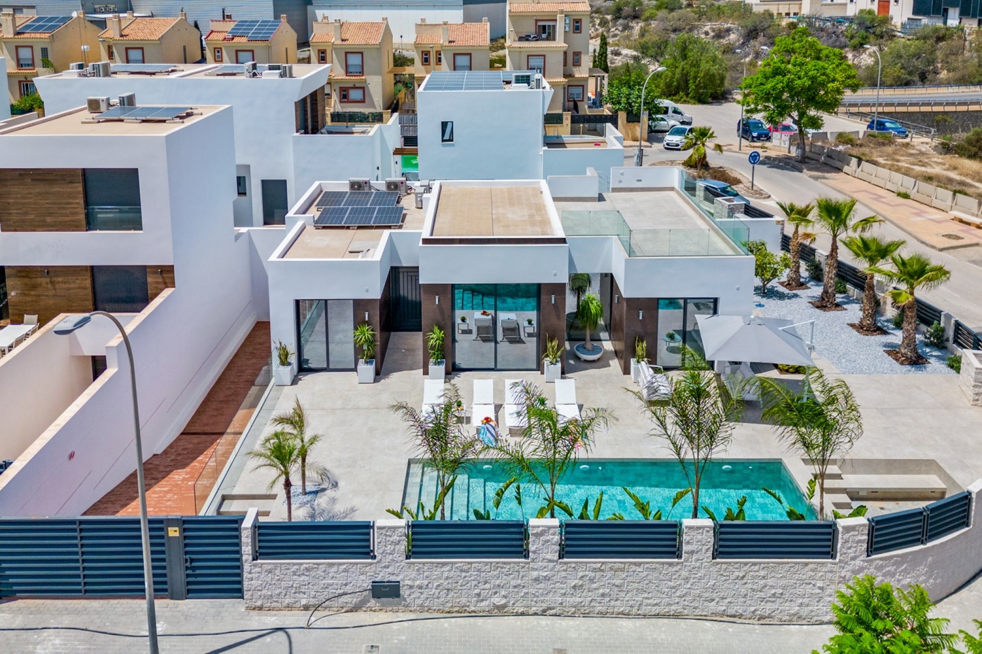 Revente - Villa -
El Campello - El Amerador