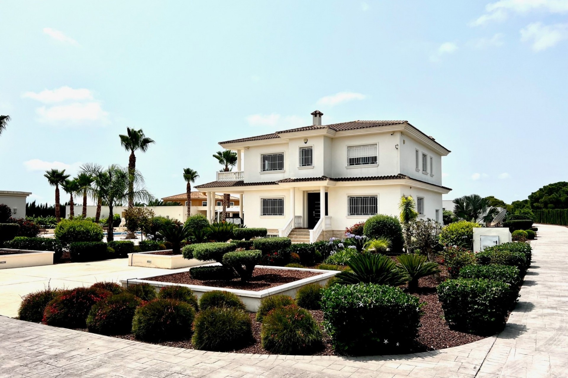 Revente - Villa -
Elche